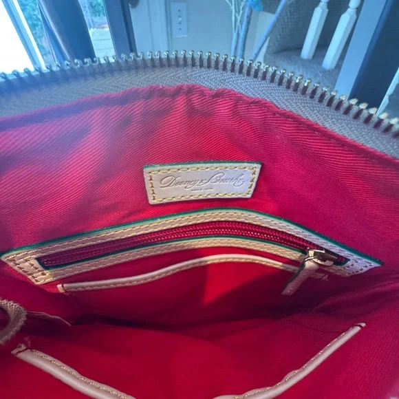 Dooney & Bourke Purple hydrangeas , Tan straps with Green Accent Crossbody - Picture 9 of 13